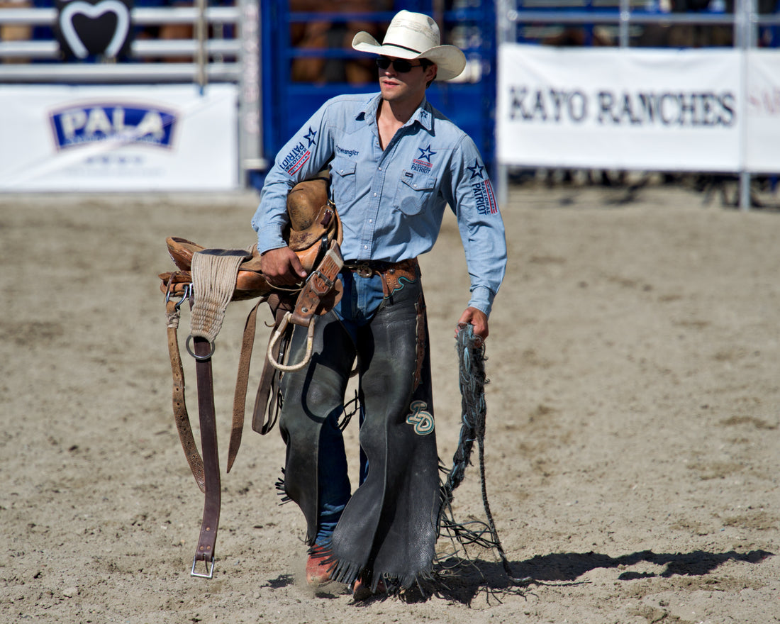 Ringer Updates Tinder Profile To Include Campdrafting Pic