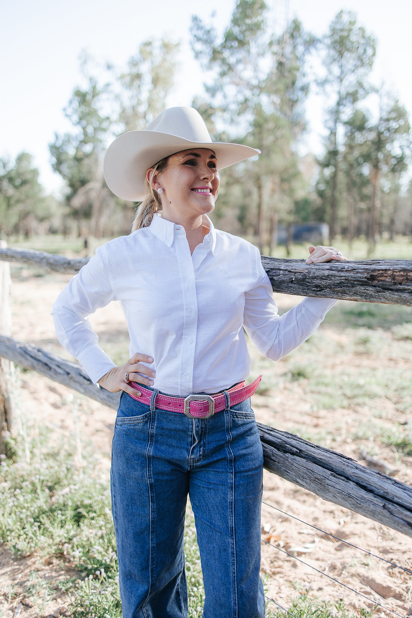 Ladies Classic Fit Long Sleeve Shirt - White