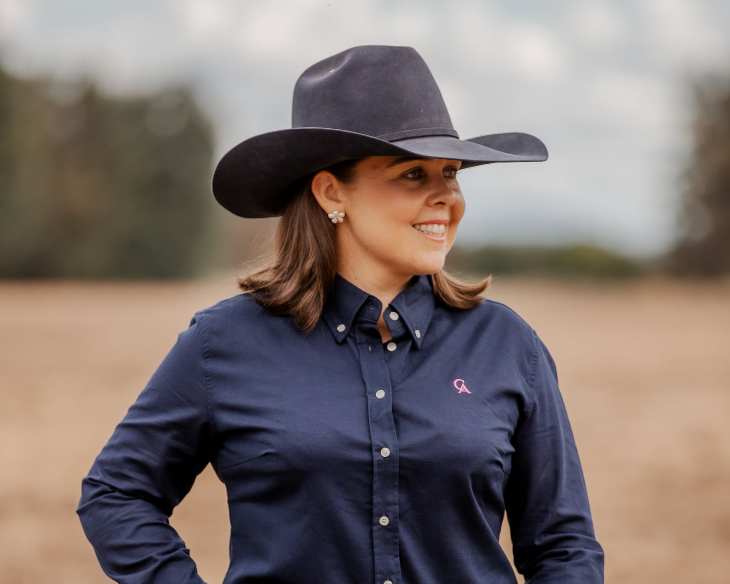 Ladies NEW Classic Fit Long Sleeve Shirt - Navy