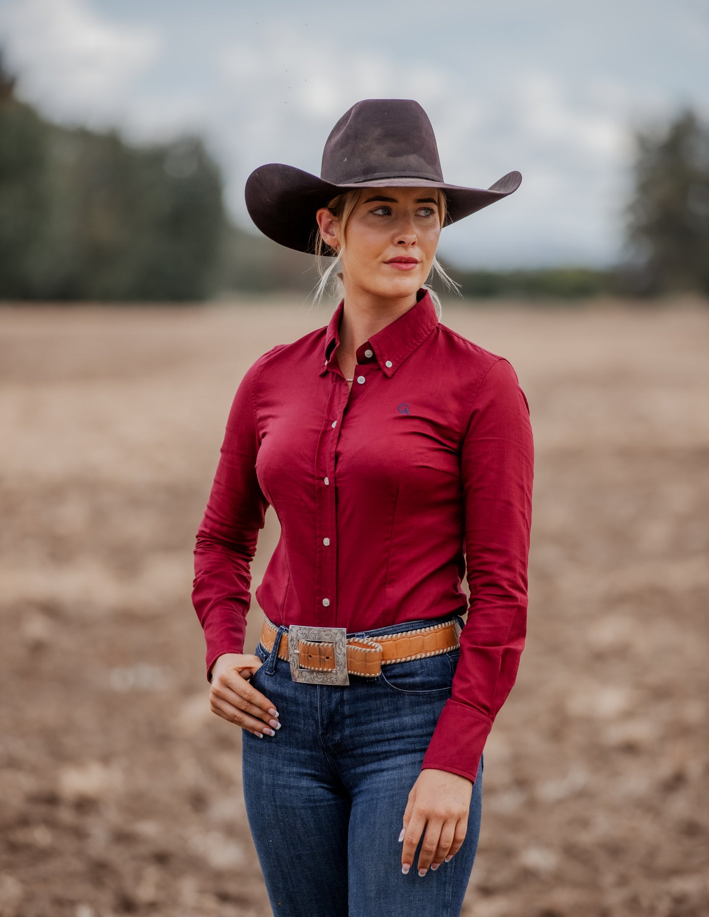 Ladies Slim Fit Long Sleeve Shirt - Burgundy