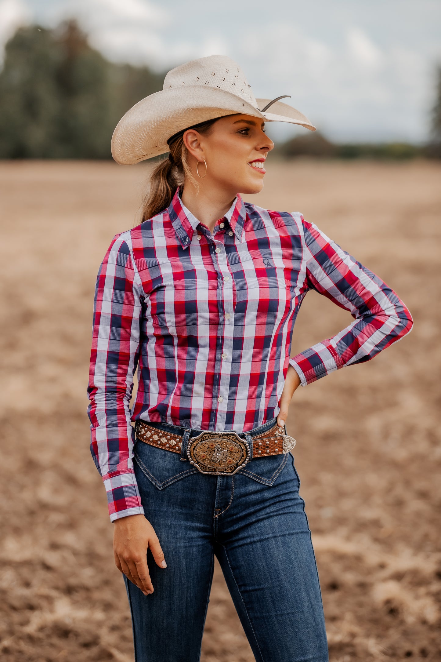 Ladies Slim Fit Long Sleeve Shirt - Navy/Red/White Plaid