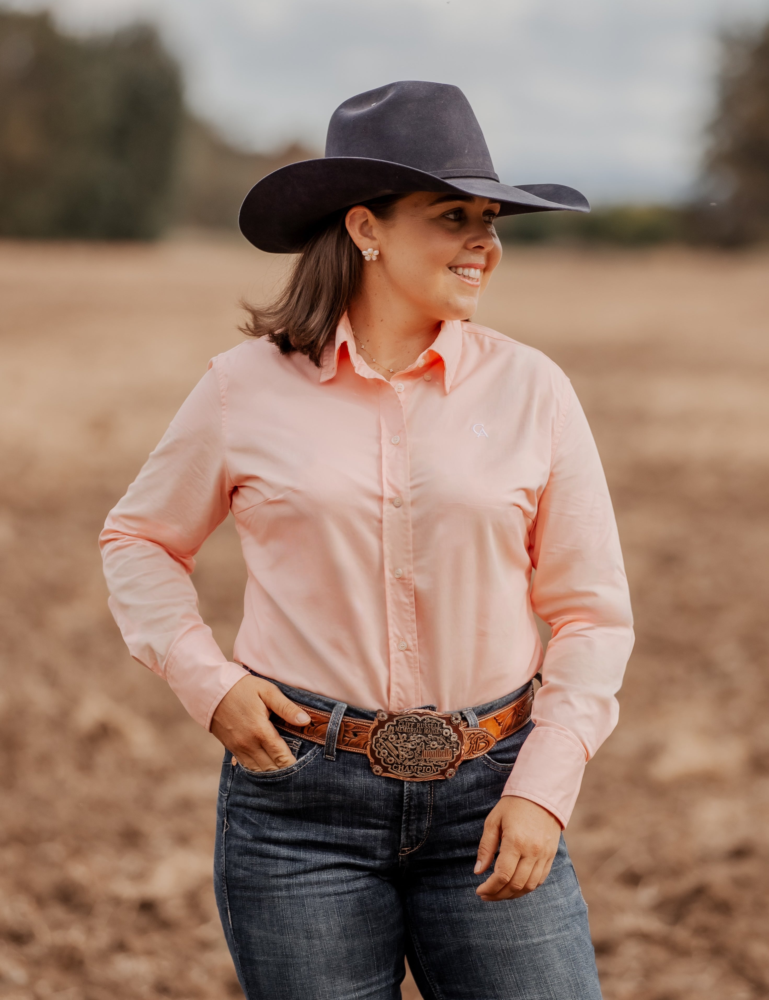 Ladies Classic Fit Long Sleeve Shirt - Peach