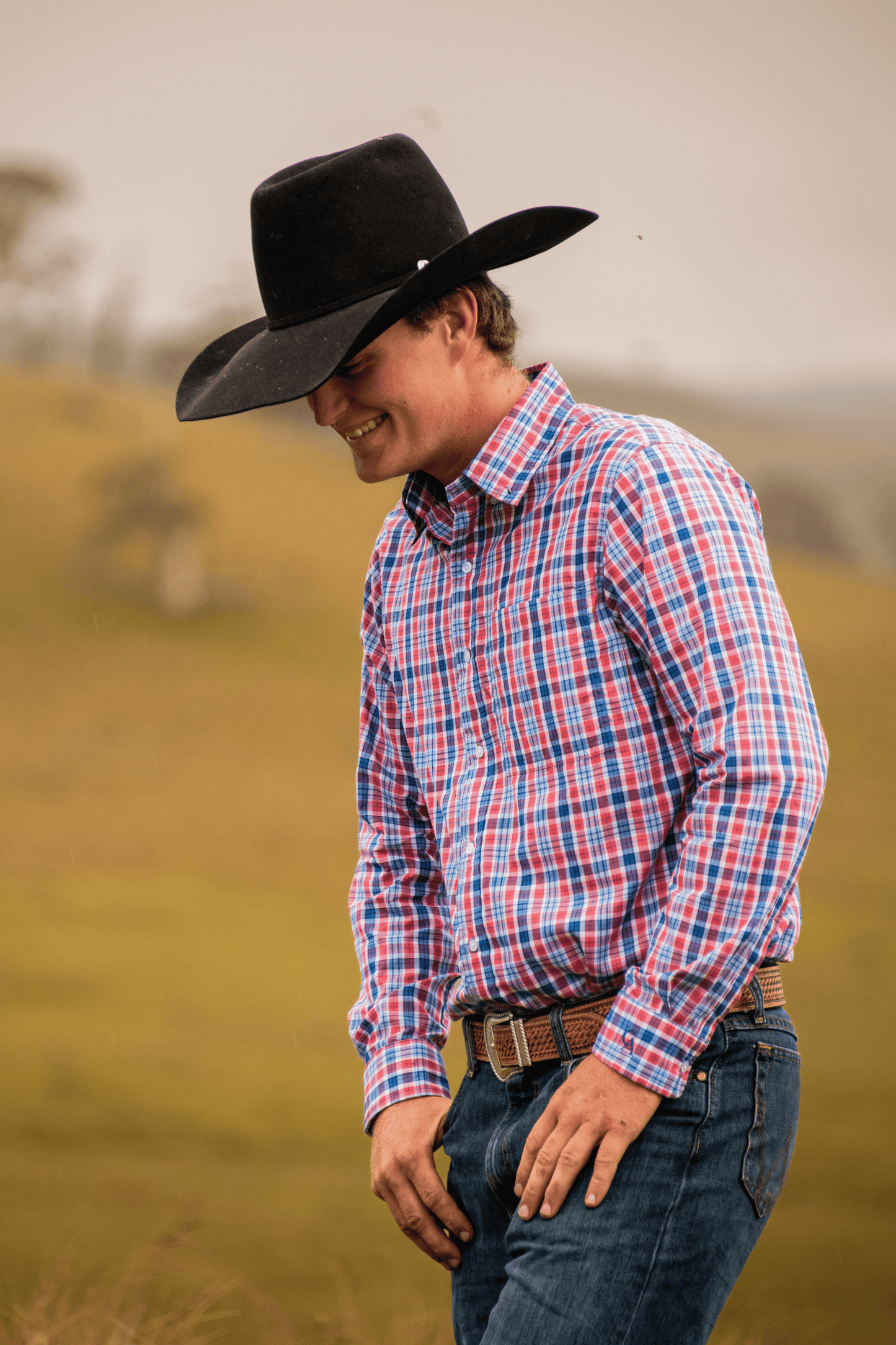 Men's Long Sleeve Shirt - Red/Blue Plaid